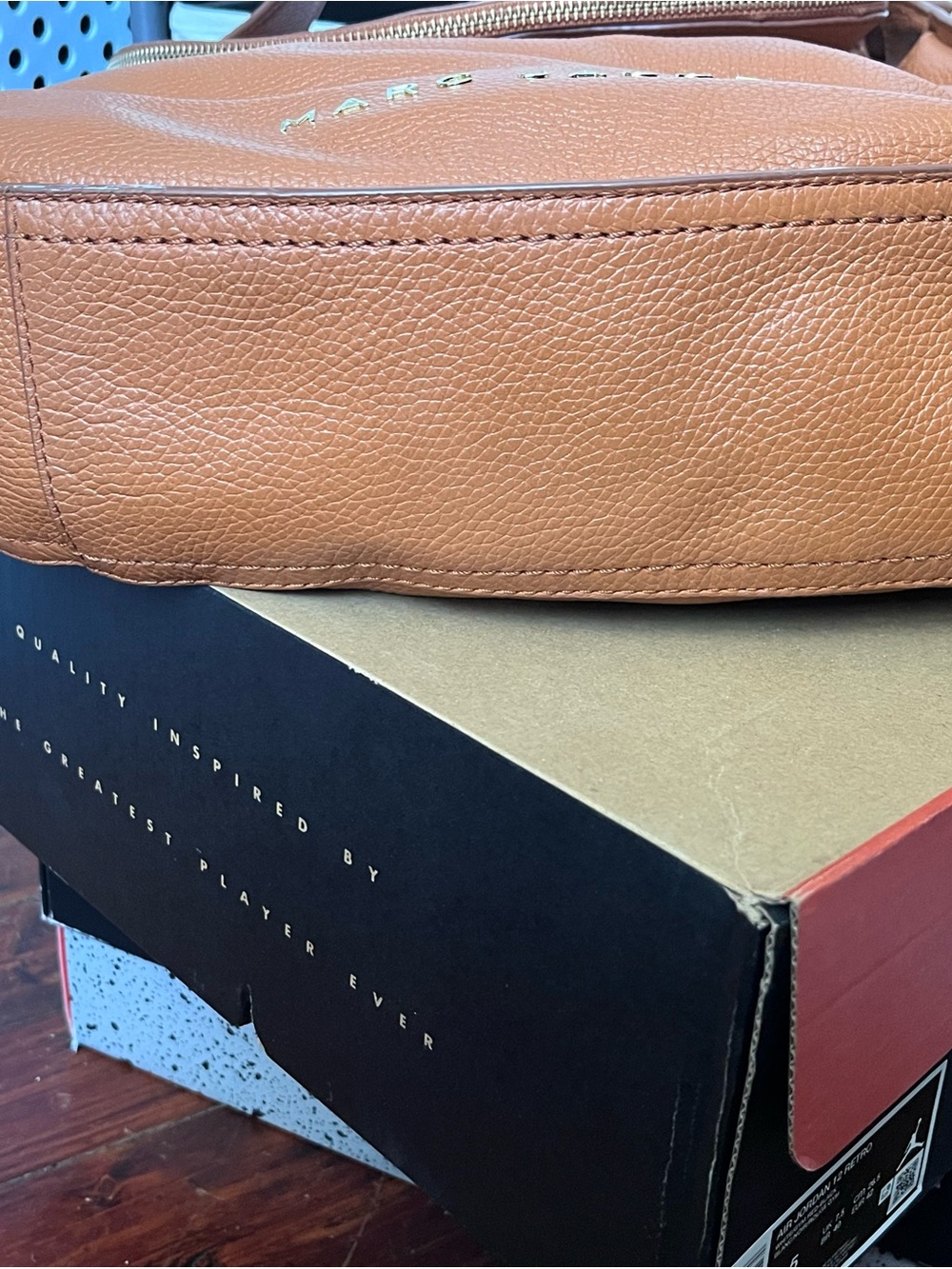 Marc Jacobs Pebbled Leather Shoulder Bag - Tan Brown - Picture 5 of 9